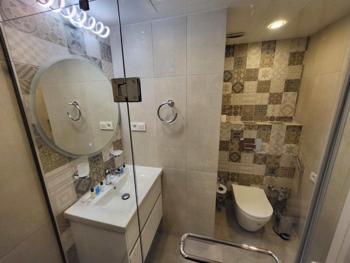 Holiday Apartments Batumi Exterior photo